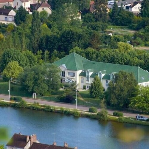 hotel-restaurant-le-rive-gauche-exterior-1104758e